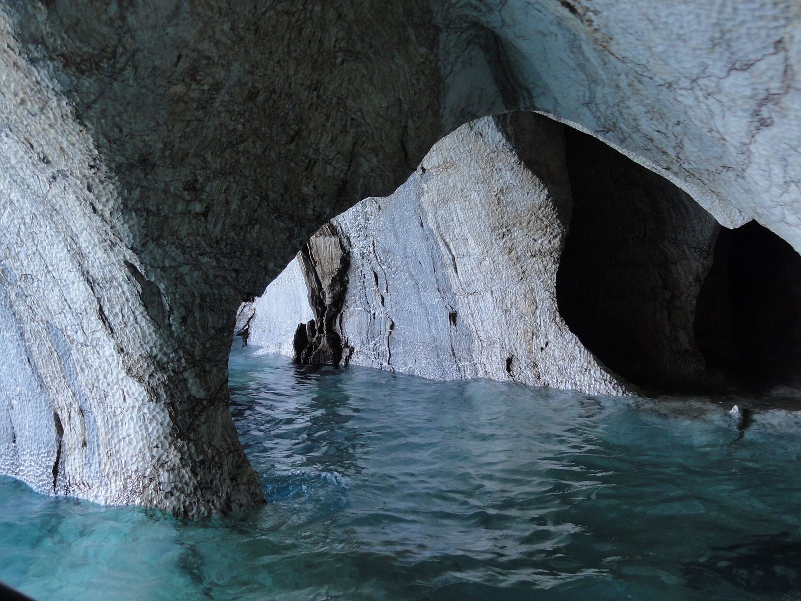 Marble Caves – Dentro de la Capilla de Marmol