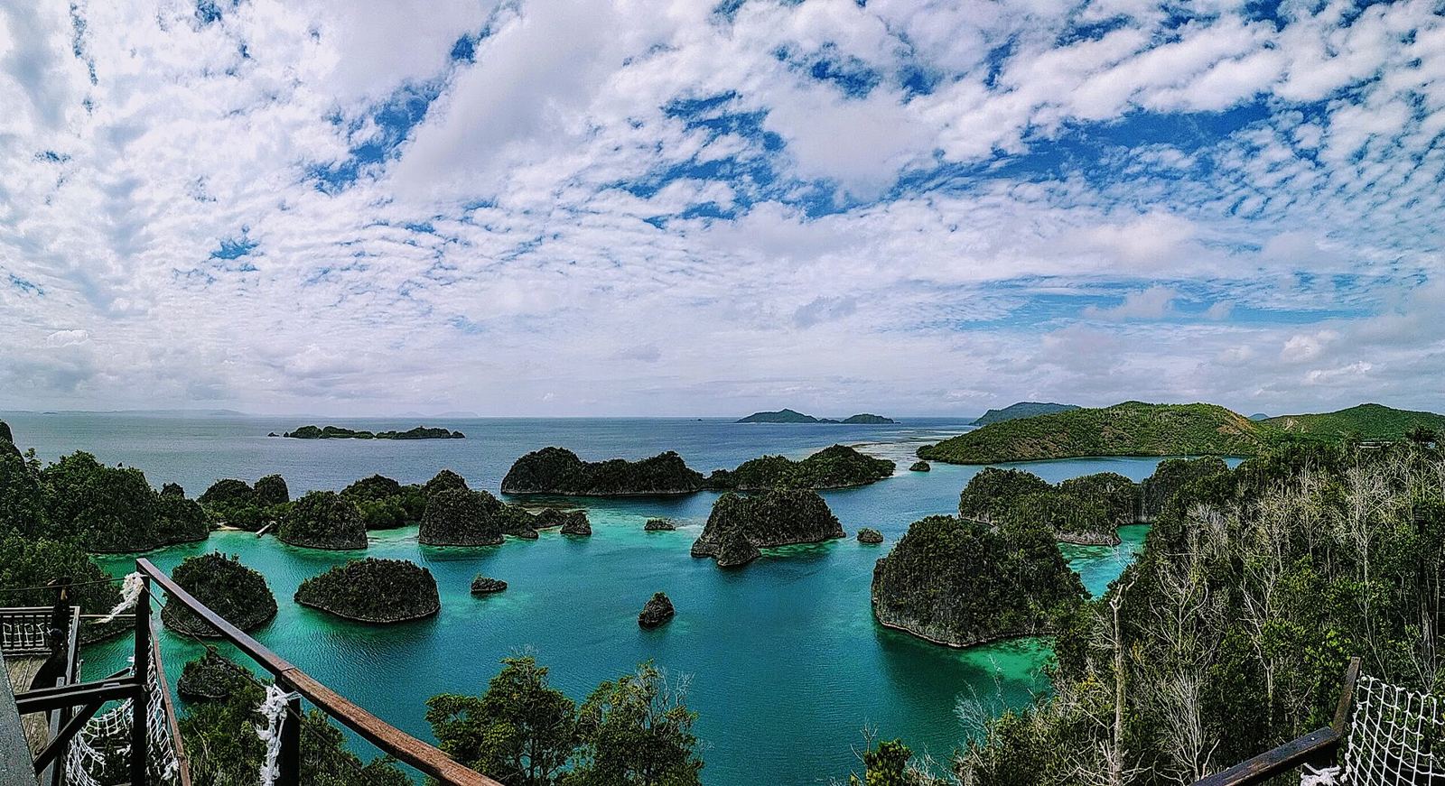 Raja Ampat – Piaynemo Island, Raja Ampat, West Papua, Indonesia
