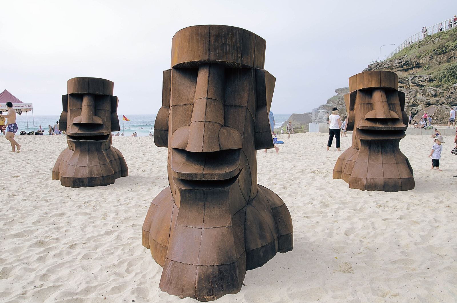 Rapa Nui (Easter Island) – Moai sculptures by the sea